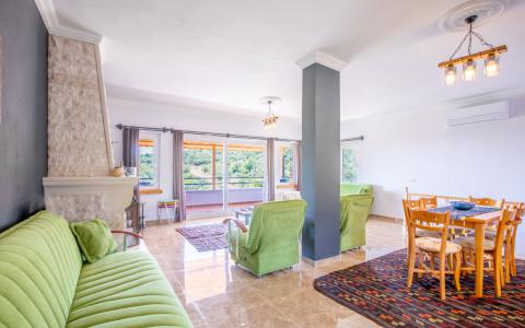 Villa Esen Vadi havuzlu,jakuzili-villapaketi