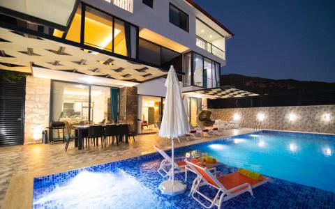 Villa İzo - Kalabalık Ailelere Uygun Villa - Deniz Manzaralı Villa - Villa Paketi