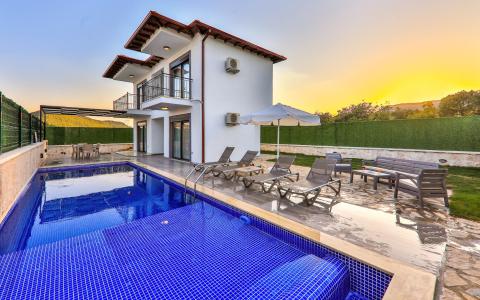 Villa Taylı 2, havuzlu villa,jakuzili-villapaketi